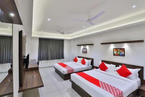 Oyo 16604 Hotel Sparsh Inn