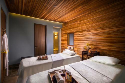 Sandal Suites By Lemon Tree Hotels