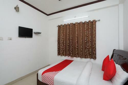 Oyo 15027 Hotel Lotus International