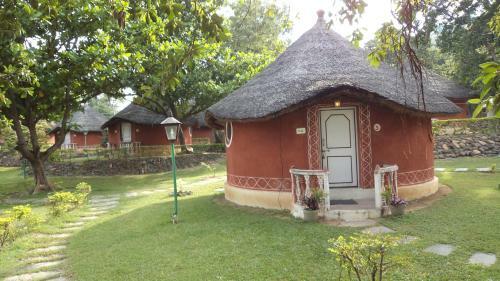 Hotel Kishkinda Heritage Resort