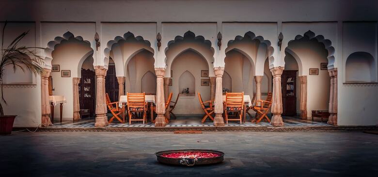 Hotel Patan Mahal