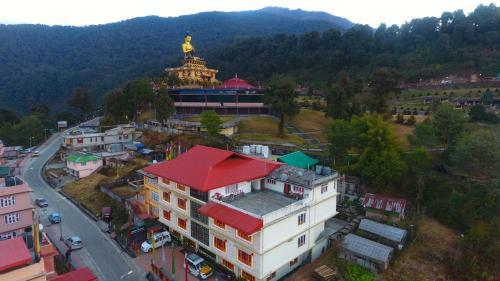 Hotel Buddha Retreat