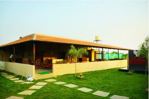 Hotel Zeal Tadoba Resort