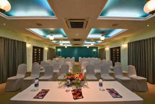 Hotel The Fern Samali Resort