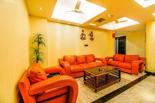 Fabhotel Palash Residency