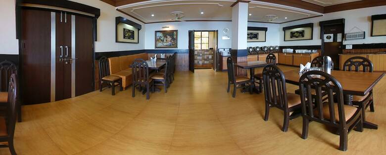 Hotel Kasang Regency Hill Resort