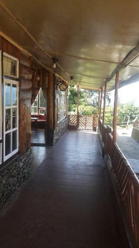 Hotel Hilltop Rabong Resort