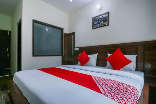 Oyo 47959 Hotel Prosperity & Restaurant