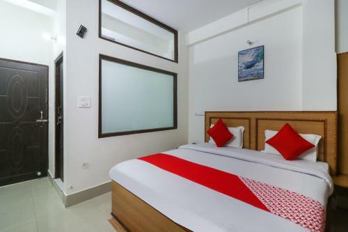 Oyo 47959 Hotel Prosperity & Restaurant
