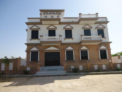 Hotel Bhagwati Vilas