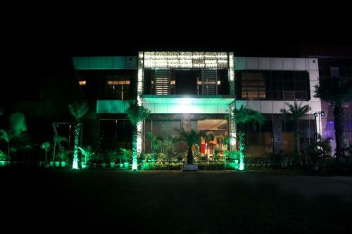 T P Garden & Hotel