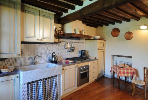 Corte Tognetti Villa Sleeps 30 Pool Wifi