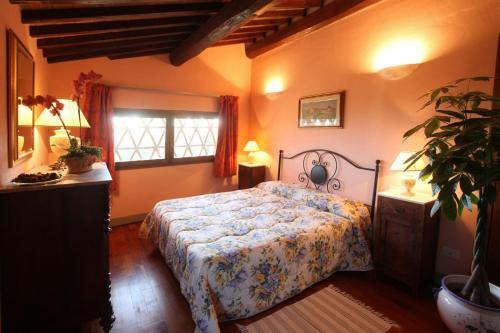 Corte Tognetti Villa Sleeps 30 Pool Wifi