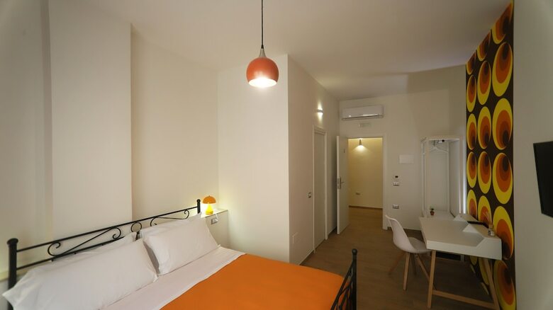 Hostal 1970 Rooms