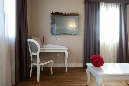 Suites & Apartments Liola'