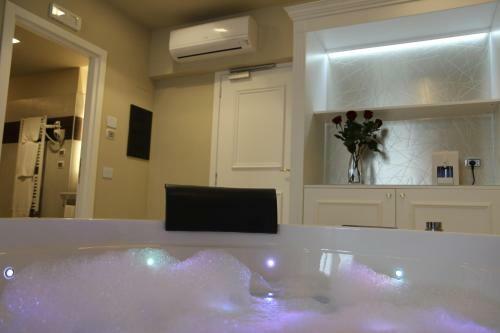 Suites & Apartments Liola'