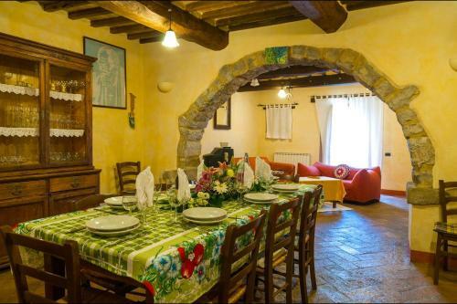 Pierle Villa Sleeps 9 Pool Wifi