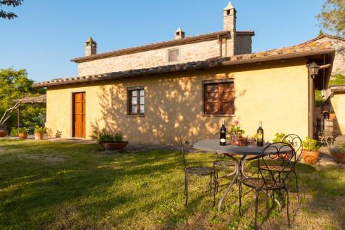 Pierle Villa Sleeps 9 Pool Wifi