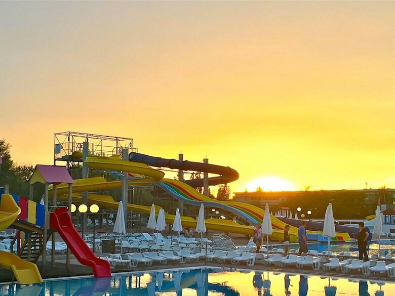Isamar Holiday Village