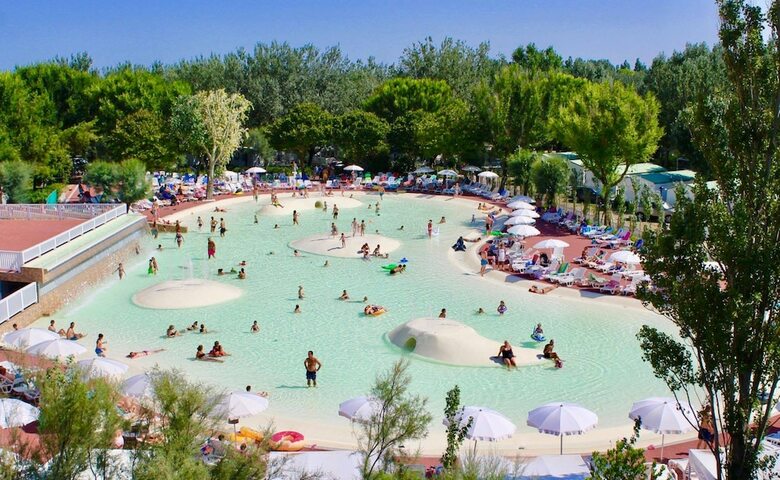 Isamar Holiday Village