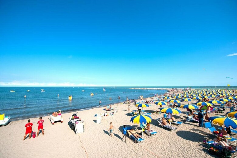 Isamar Holiday Village