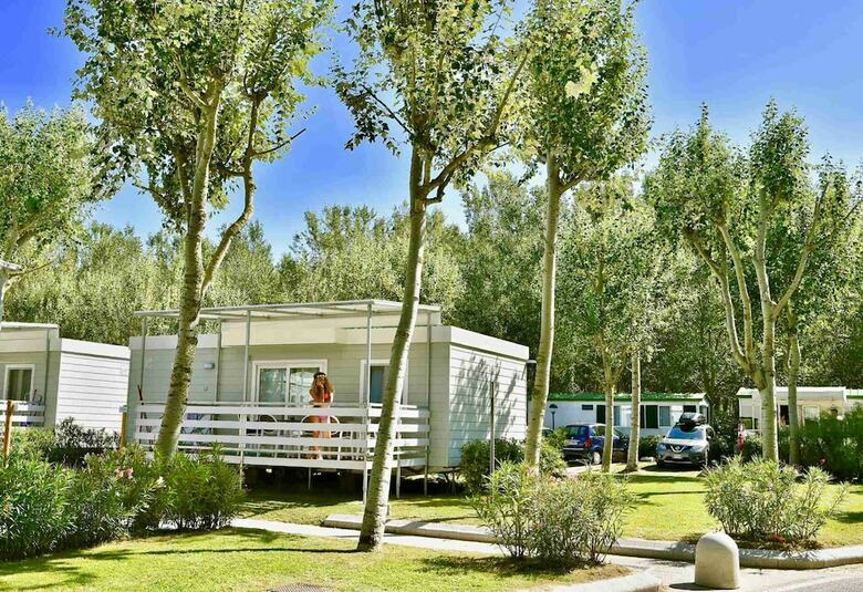 Isamar Holiday Village