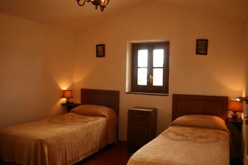 Montecchio Villa Sleeps 6