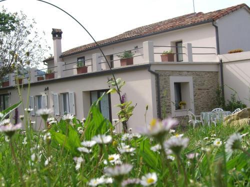 Modern Apartment In Gemmano Italy With Garden