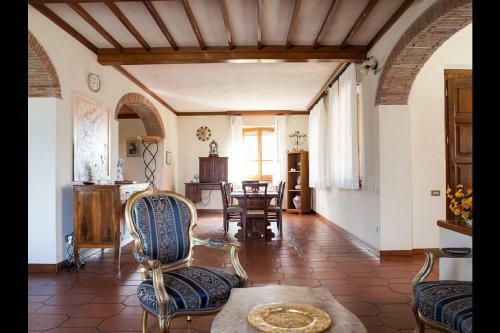 Pomaia Villa Sleeps 20 Pool Air Con Wifi