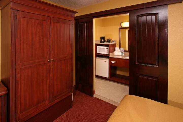 Hotel Rosen Inn At Pointe Orlando