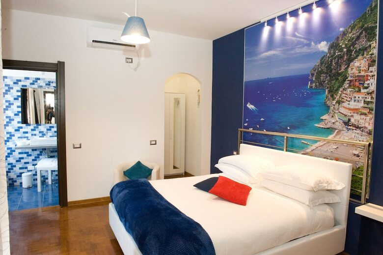 Hostal Villitaly Suite & Coffee Salerno