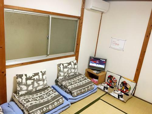 Hostal Osaka Guesthouse Sayuri Honkan
