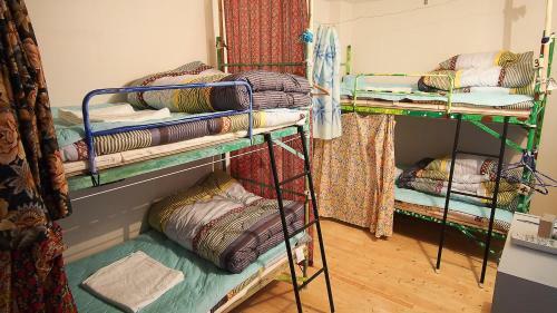 Hostal Cocoroom Cafe Garden Guest House