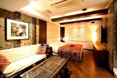 Hotel V.i.a (Adult Only)