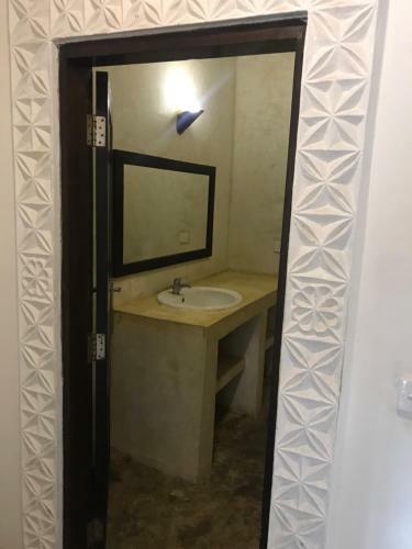 Hotel Travellers Inn Resort Malindi