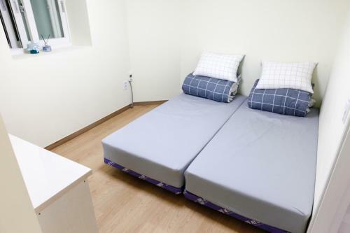 Hostal Namsan Gil House