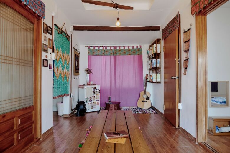 Hostal Shanti Shanti Guest House