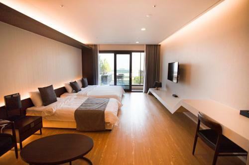 Hotel The Qube Resort Jeju