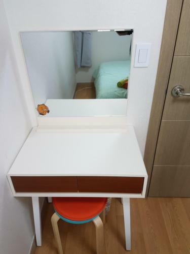 Bed & Breakfast Roommate In Ehwa