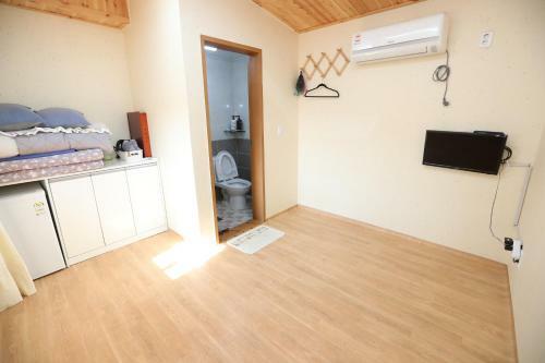 Hostal Serroa