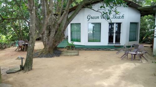 Green Villa Beach And Juice Bar
