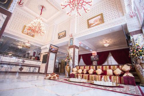Hotel H�tel Les Ambassadeurs