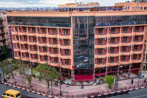 Hotel H�tel Les Ambassadeurs