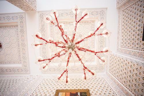 Hotel H�tel Les Ambassadeurs