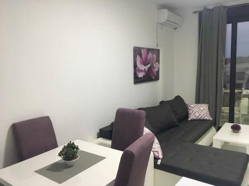 Sea Star Apartments