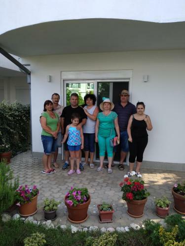 Hostal Apartments And Rooms Mila