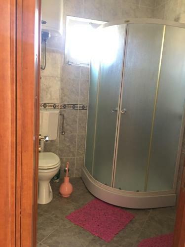 Apartmens Gjoni