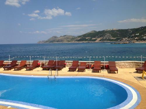 Apartmens Gjoni
