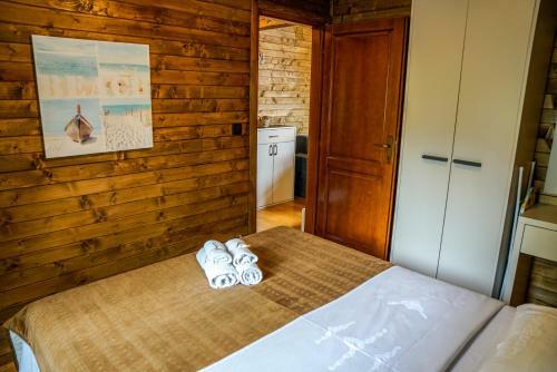 Lodge Enjoy River House
