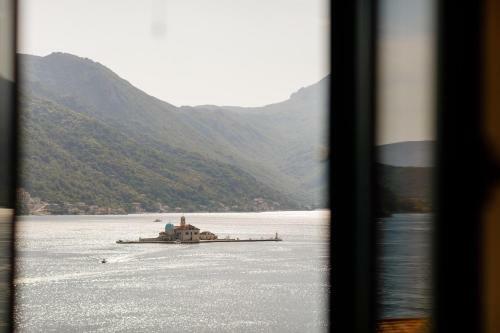 Perast Venetian Jewel